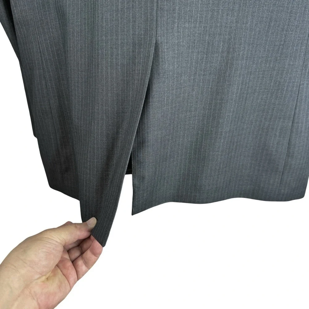 PERRY ELLIS Men's Grey Pin Striped SUIT JACKET Immaculate Condition 42 Regular